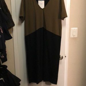 Black and green dress cute v neck